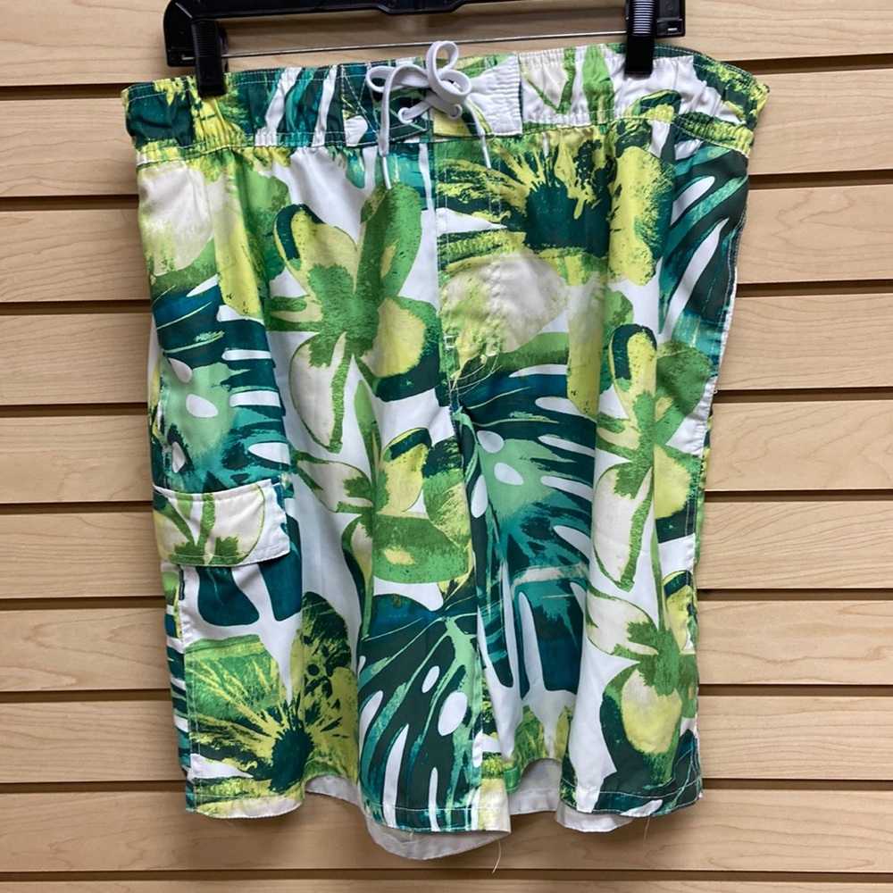 MASSIMO MEN SWIMMING TRUNKS SIZE LARGE
